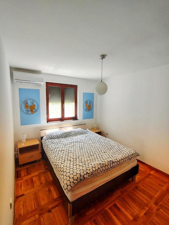 Plavi Apartman Airport Belgrade Exterior photo